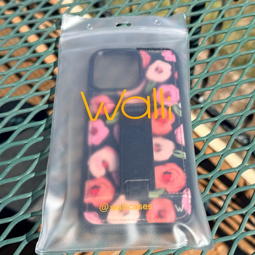 Walli iPhone 15 Pro Max Case